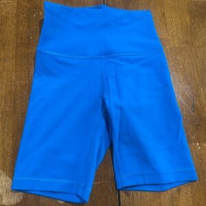Women’s lululemon 10” high rise biker shorts size 4